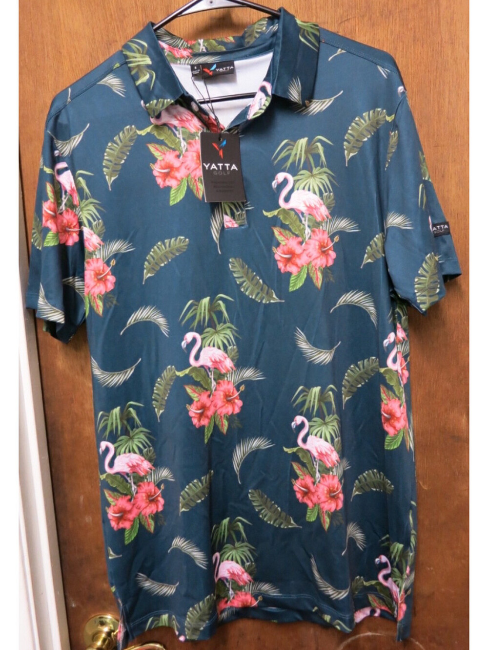 Yatta Golf Shirt Mens sz S Pink Flamingo Hibiscus Floral Performance Polo NWT